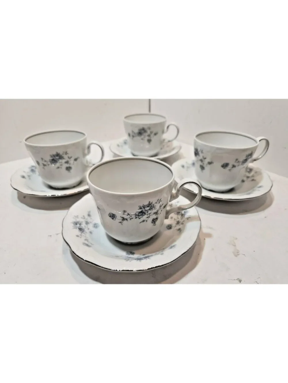 Vtg Johann Haviland Blue Garland Coffee Tea Cup & Saucer Set of 4 Floral
